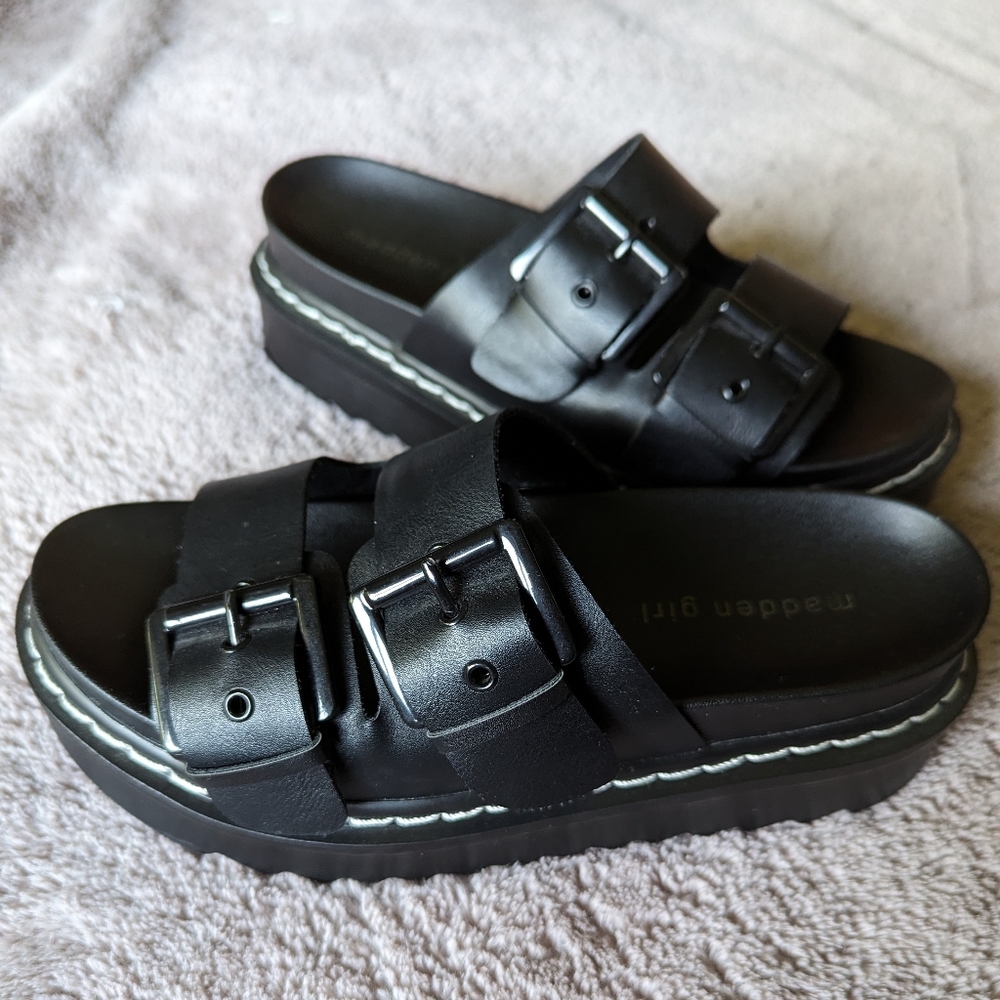 Madden Girl Lug Sole Slides Women's 6